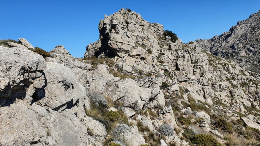 Puerto de los Amoladores. Cambiar a vertiente Norte 